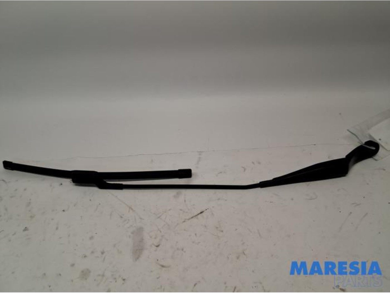 Peugeot - 308 - Front wiper arm