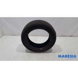 Opel - Corsa - Tyre