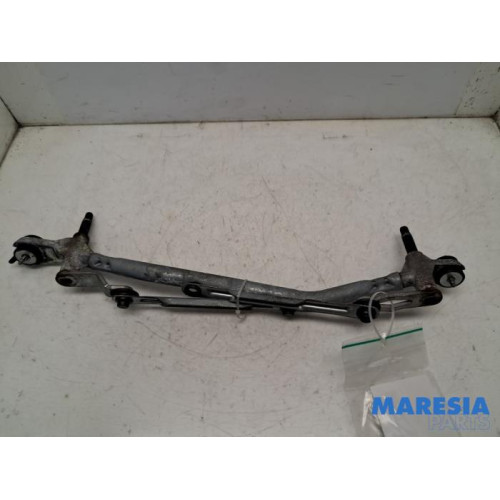 Citroen - DS3 - Wiper mechanism