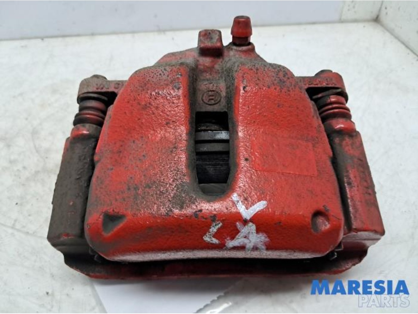 Citroen - DS3 - Front brake calliper, left