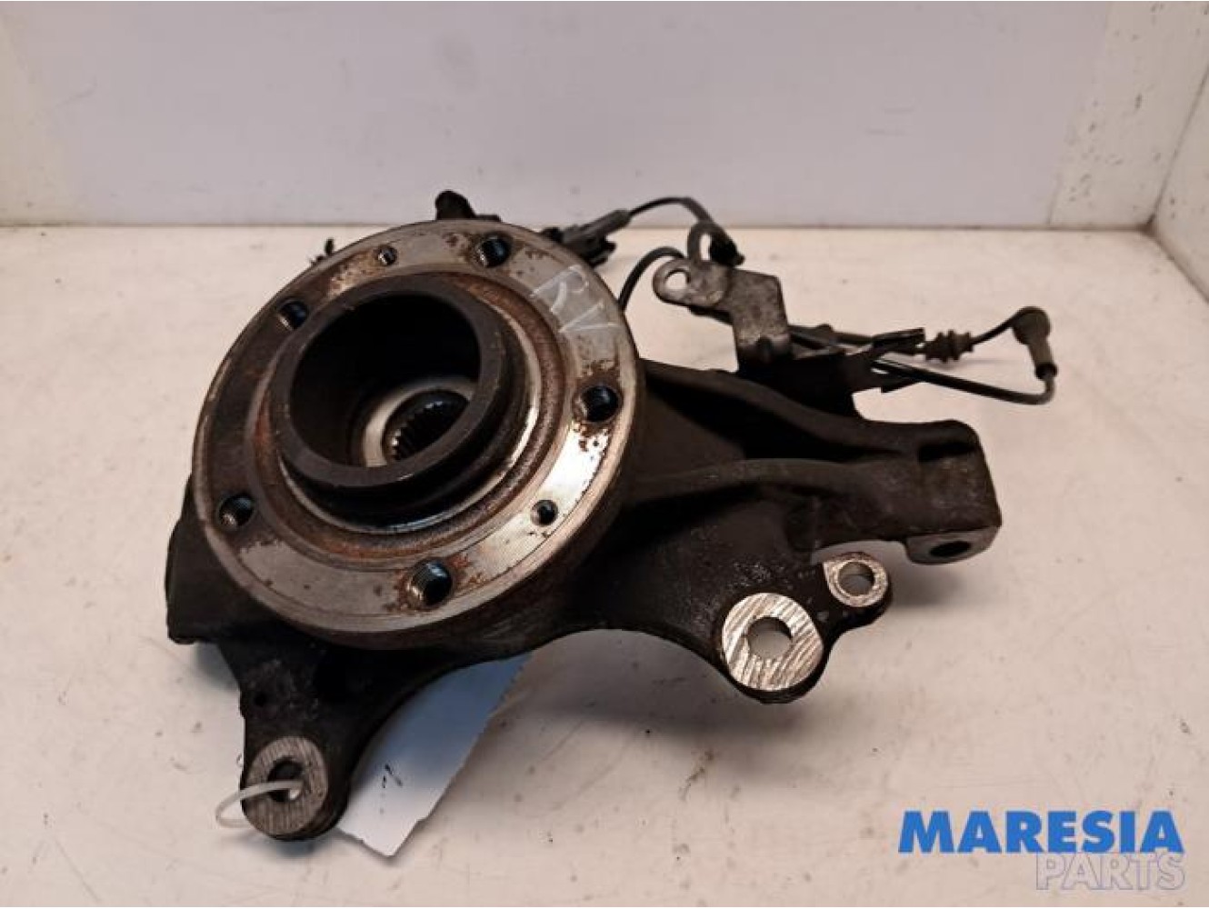 Peugeot - 308 - Knuckle, front right
