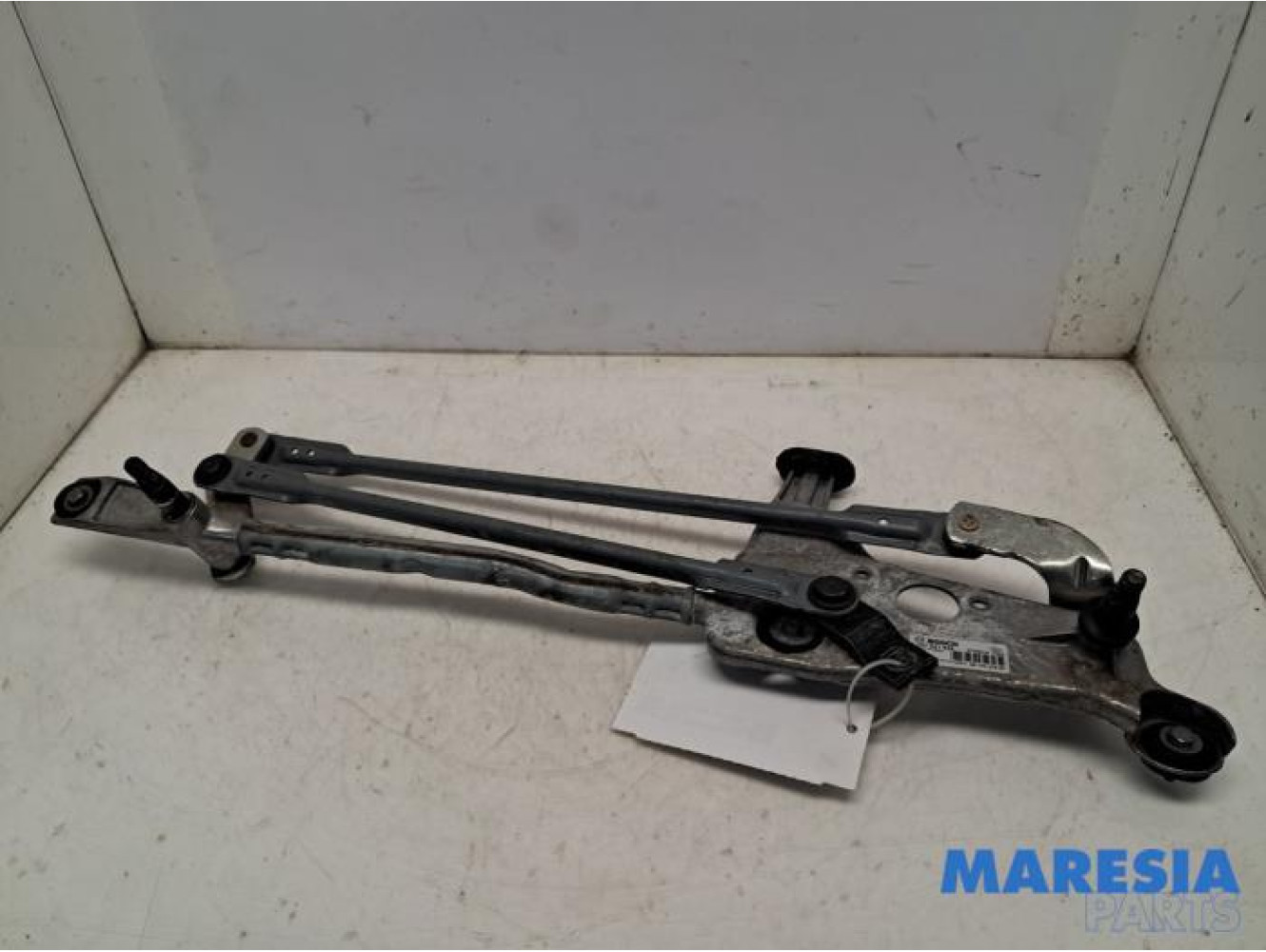 Peugeot - 308 - Wiper mechanism