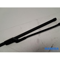 Peugeot - 308 - Front wiper arm