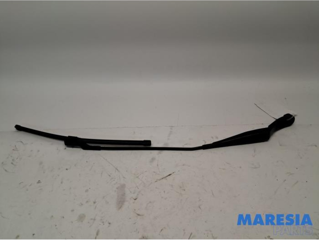 Peugeot - 308 - Front wiper arm