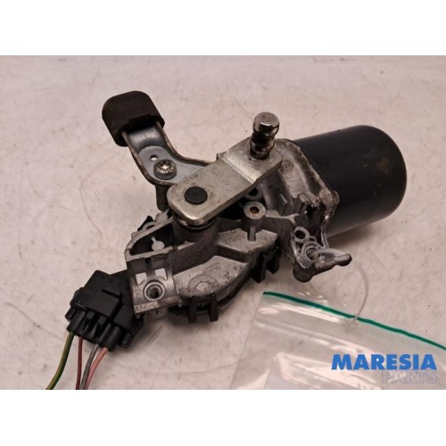 Citroen - DS3 - Front wiper motor