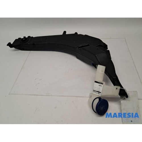 Peugeot - 308 - Front windscreen washer reservoir