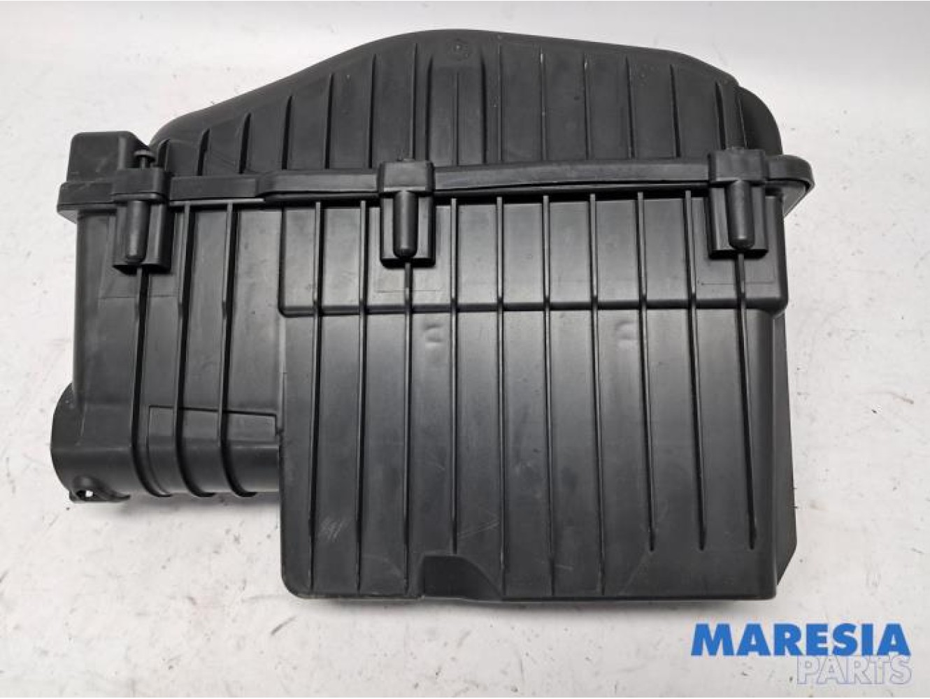 Peugeot - 208 - Air box