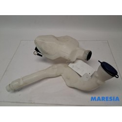 Peugeot - 208 - Front windscreen washer reservoir
