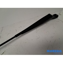 Peugeot - 208 - Front wiper arm