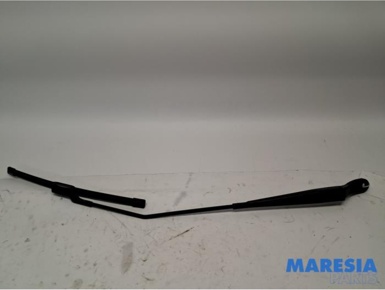 Peugeot - 208 - Front wiper arm