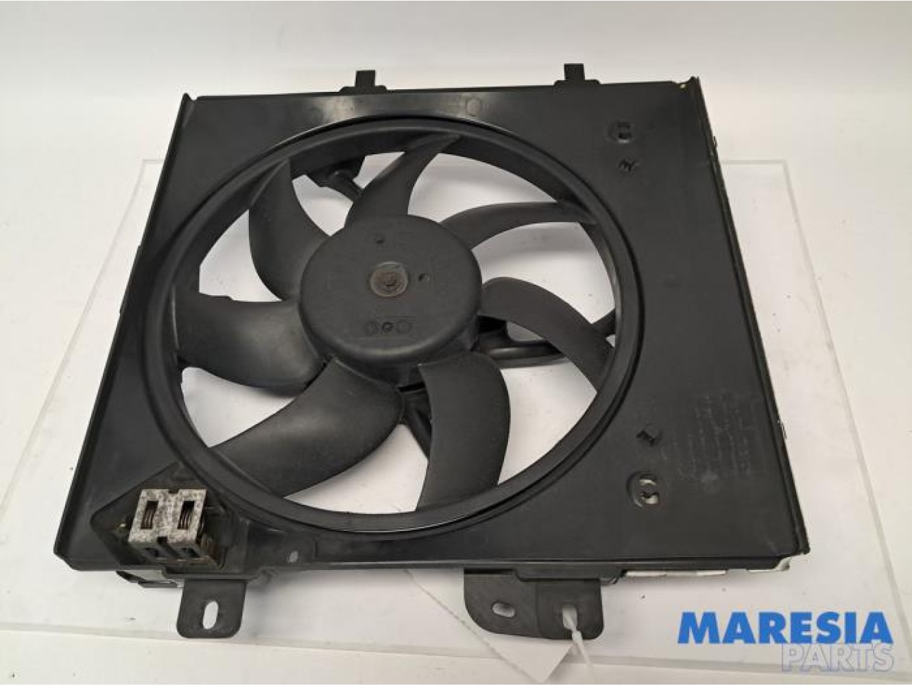 Peugeot - 208 - Fan motor