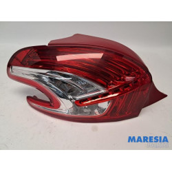 Peugeot - 208 - Taillight, left