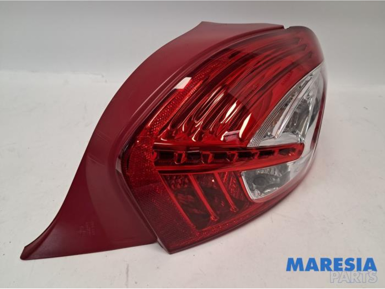 Peugeot - 208 - Taillight, right