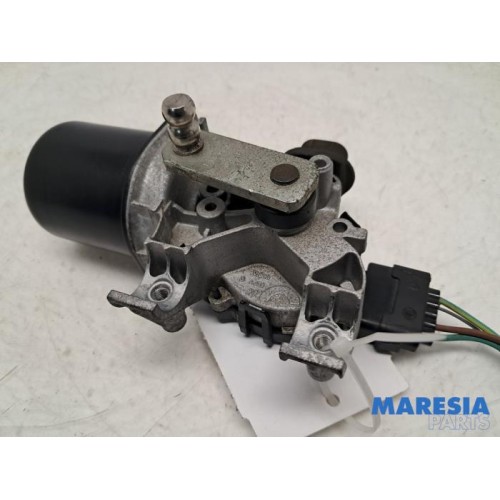 Citroen - C4 Cactus - Front wiper motor