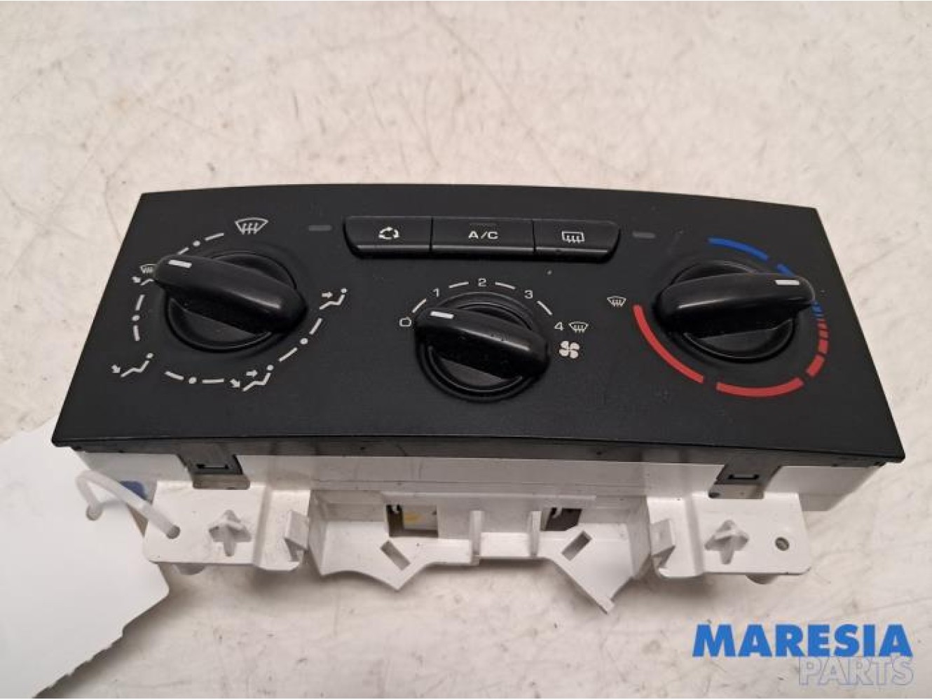 Peugeot - Expert - Heater control panel