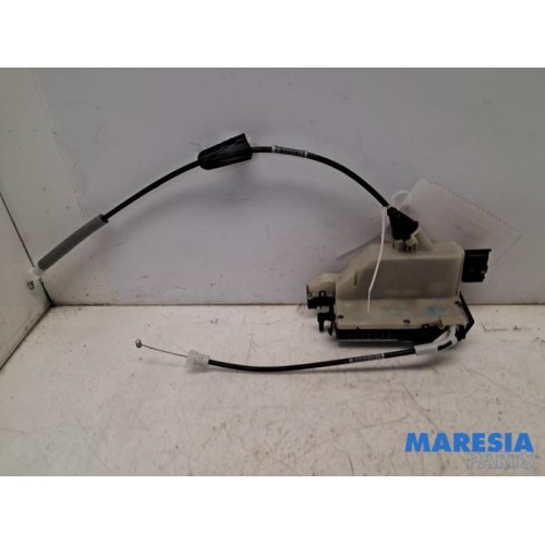 Peugeot - 208 - Front door lock mechanism 4-door, right