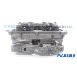 Peugeot - 208 - Cylinder head