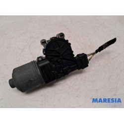 Peugeot - 208 - Front wiper motor