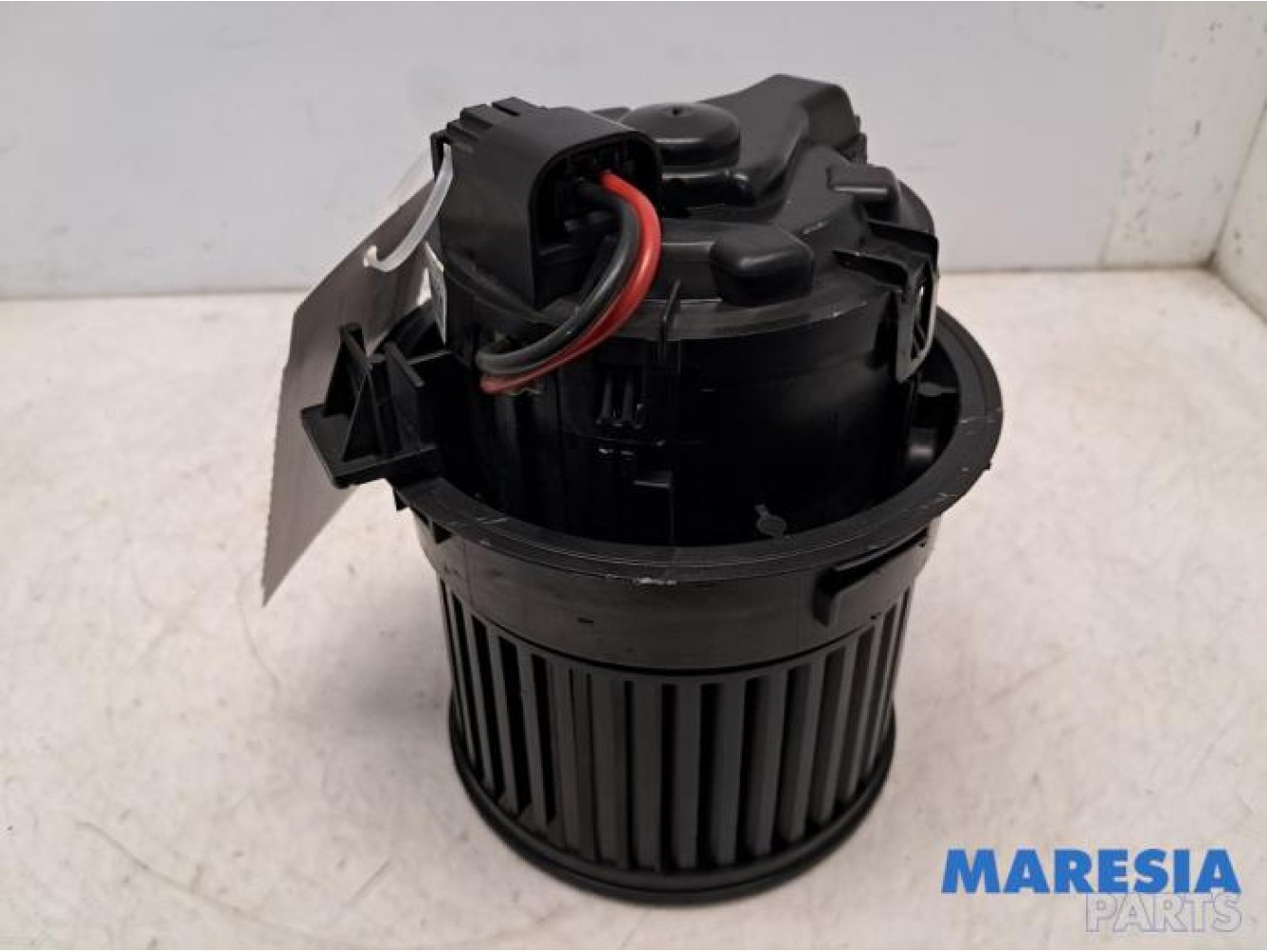 Peugeot - 208 - Heating and ventilation fan motor