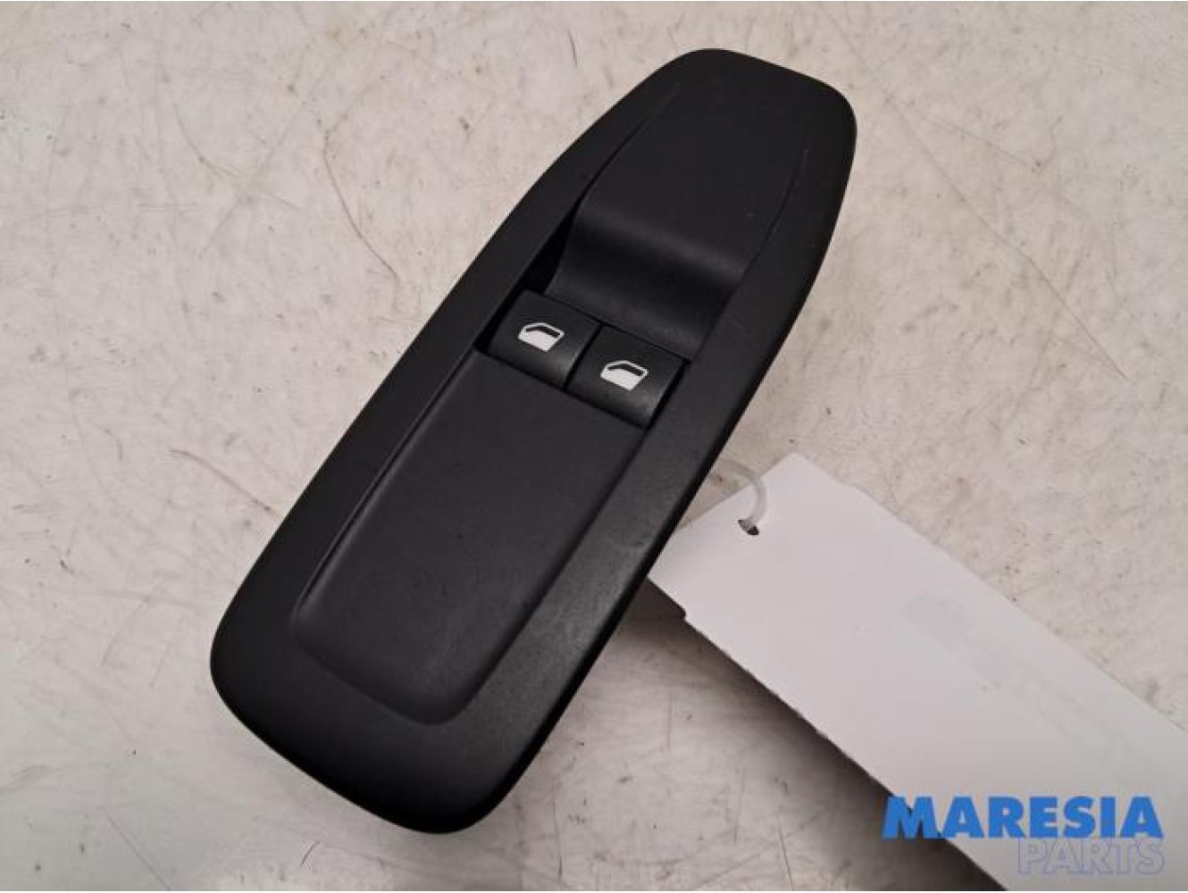 Peugeot - 208 - Multi-functional window switch