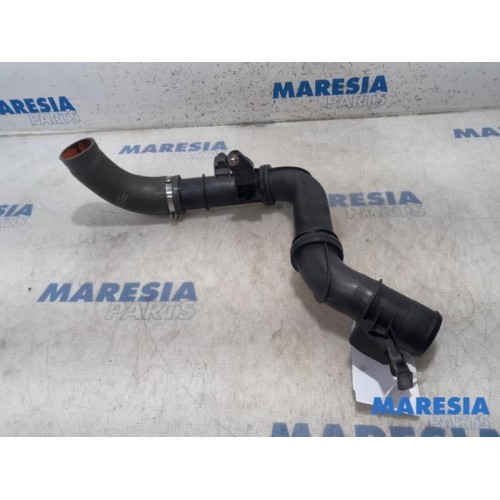 Opel - Vivaro - Intercooler tube