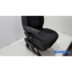 Peugeot - Boxer - Stoel links