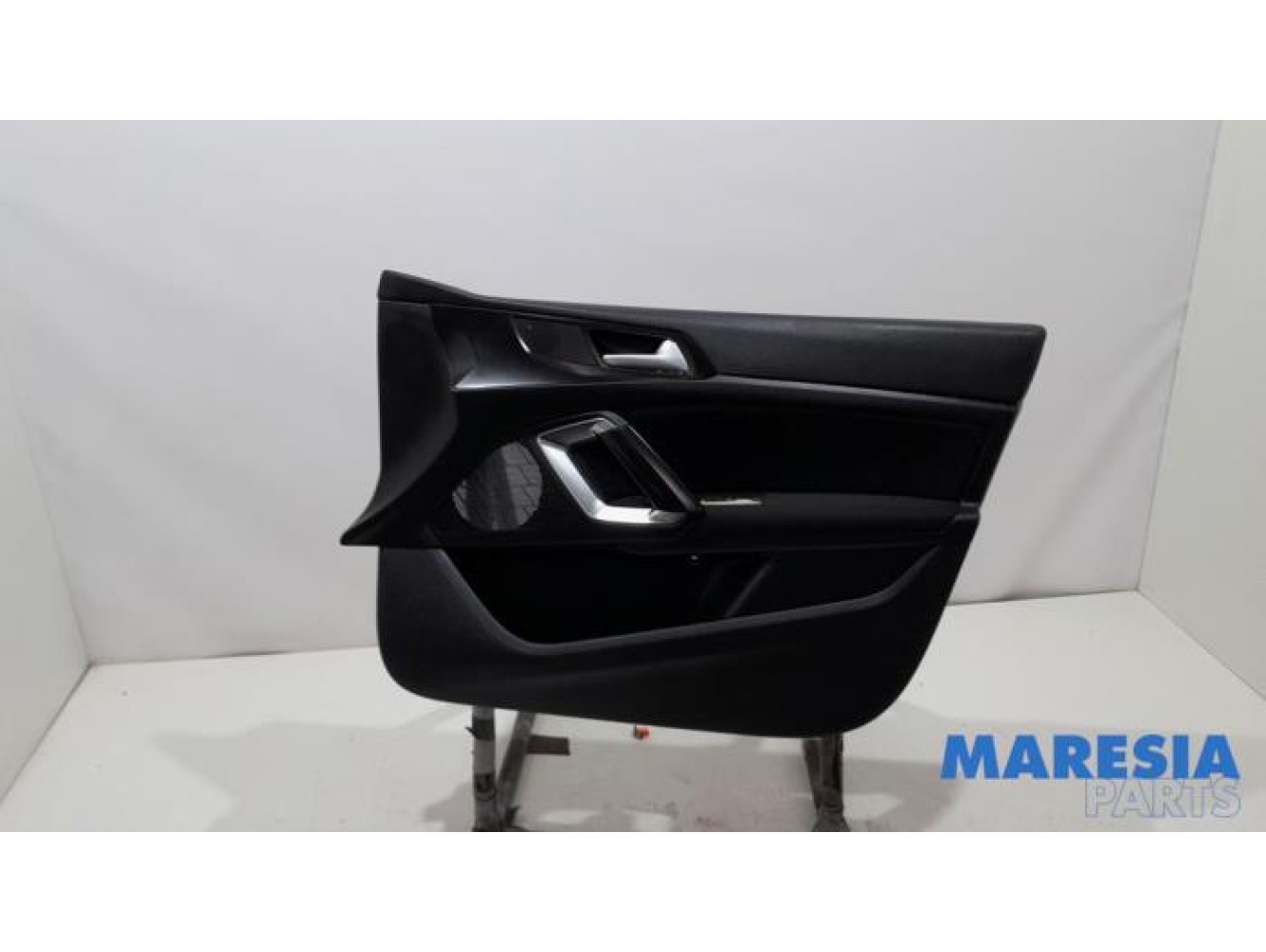 Peugeot - 308 - Front door trim 4-door, right