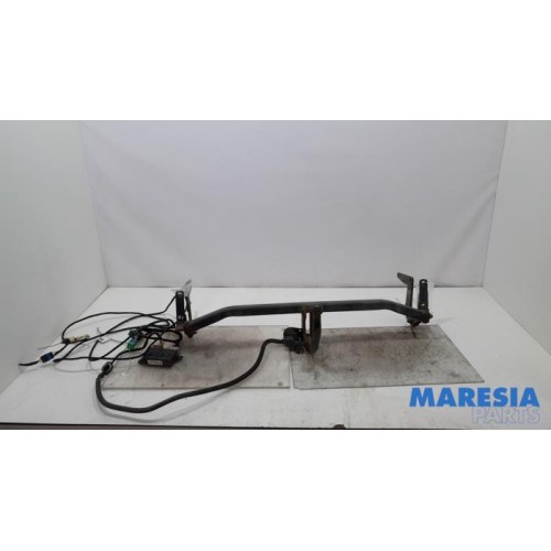 Peugeot - 308 - Towbar