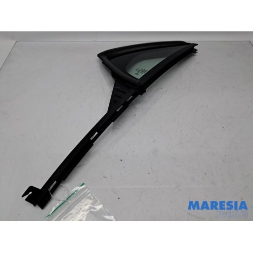 Opel - Corsa - Rear quarter light, left right