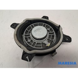 Opel - Corsa - Luidspreker