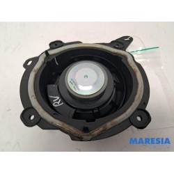 Opel - Corsa - Speaker