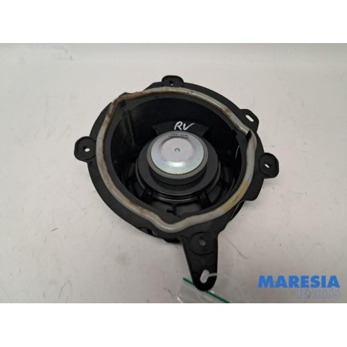 Opel - Corsa - Speaker