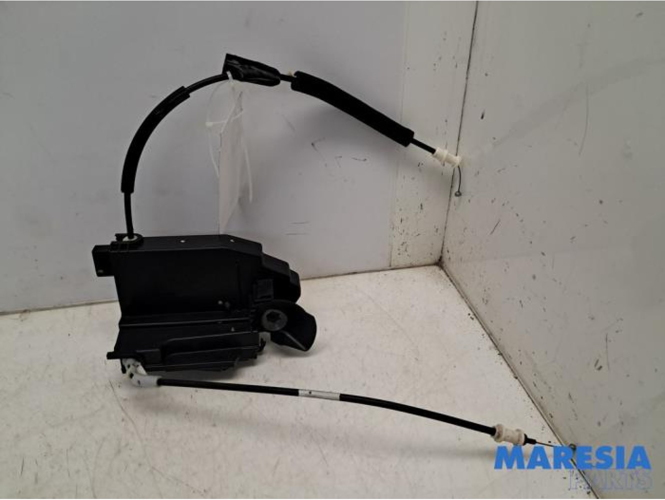 Peugeot - 308 - Door lock mechanism 4-door, front left
