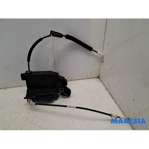 Peugeot - 308 - Door lock mechanism 4-door, front left