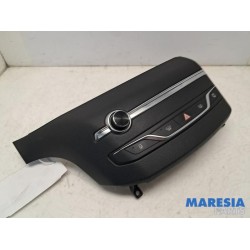 Peugeot - 308 - Radio control panel