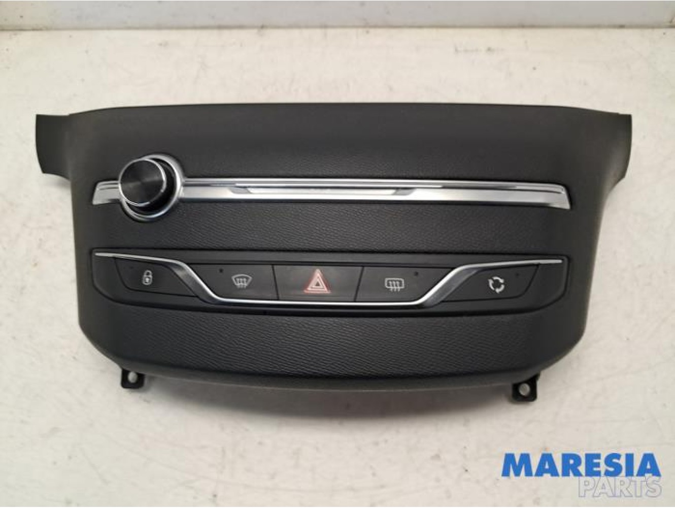 Peugeot - 308 - Radio control panel