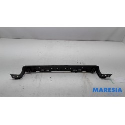 Peugeot - 308 - Radiator bar