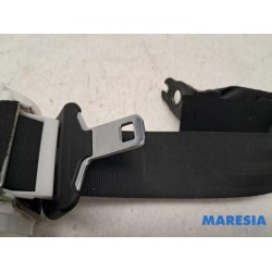Peugeot - 308 - Rear seatbelt, centre