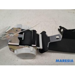 Peugeot - 308 - Rear seatbelt, centre