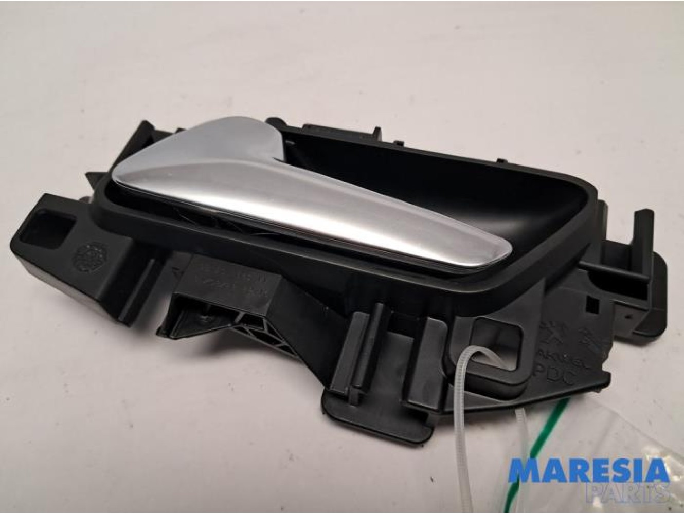 Opel - Corsa - Türgriff 4-türig links hinten