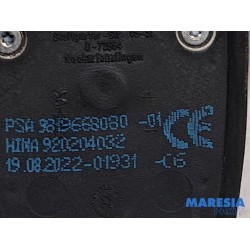 Opel - Corsa - Antenne