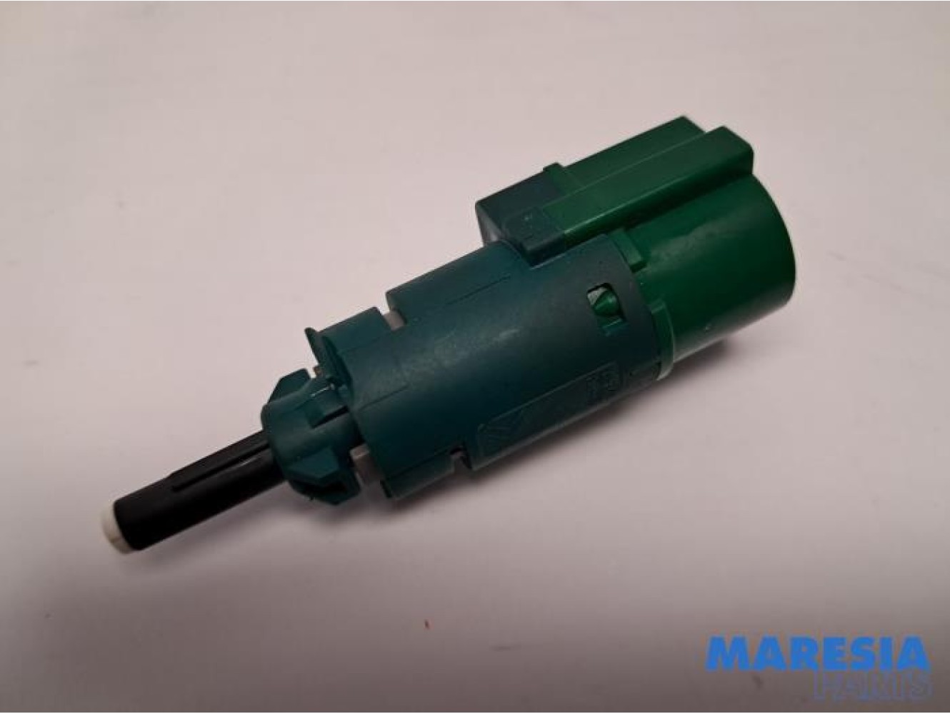 Peugeot - 308 - Brake light switch