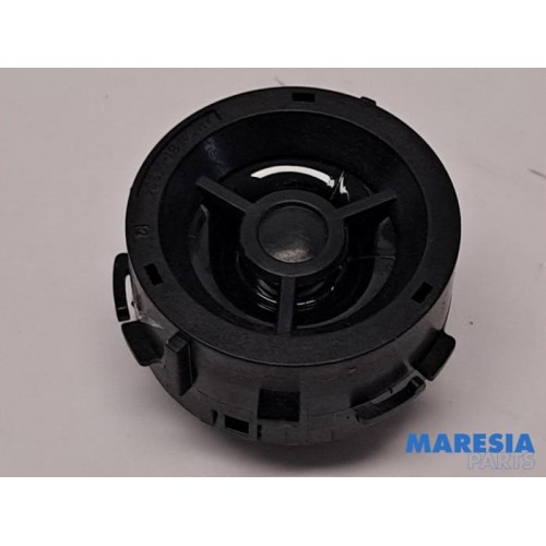 Opel - Corsa - Speaker