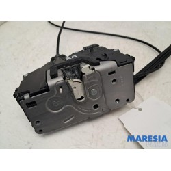 Peugeot - Boxer - Minibus/van rear door lock mechanism
