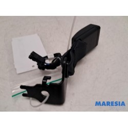 Opel - Corsa - Veiligheidsgordel Insteek links-achter