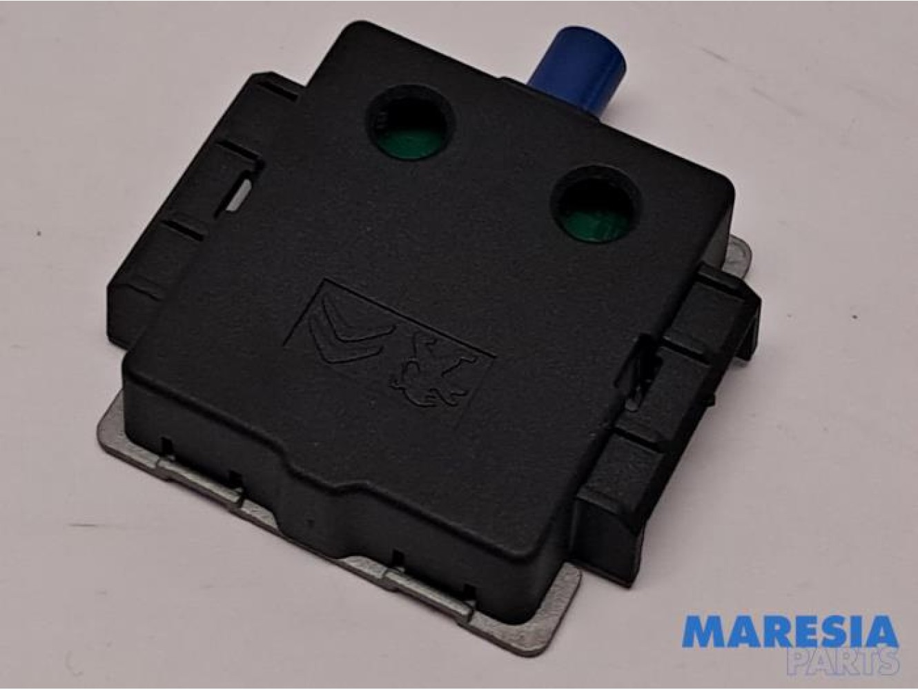 Opel - Corsa - GPS Antenne