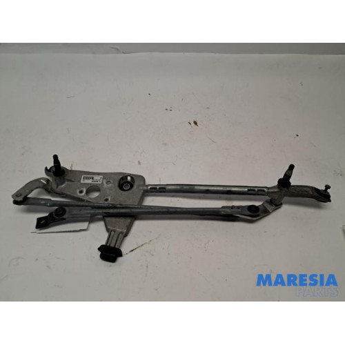Peugeot - 308 - Wiper mechanism