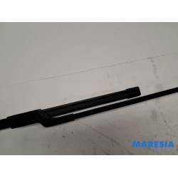 Peugeot - 308 - Front wiper arm