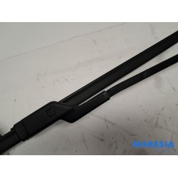 Peugeot - 308 - Front wiper arm