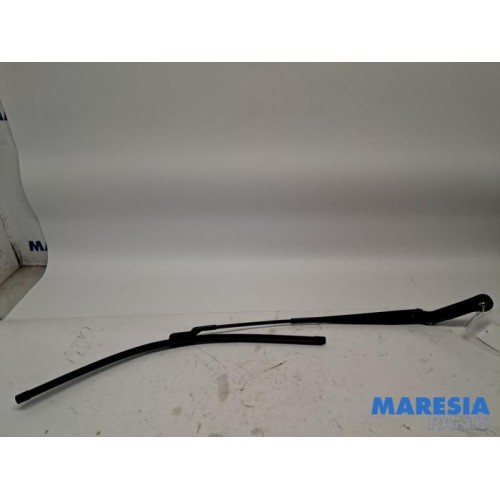 Peugeot - Boxer - Front wiper arm